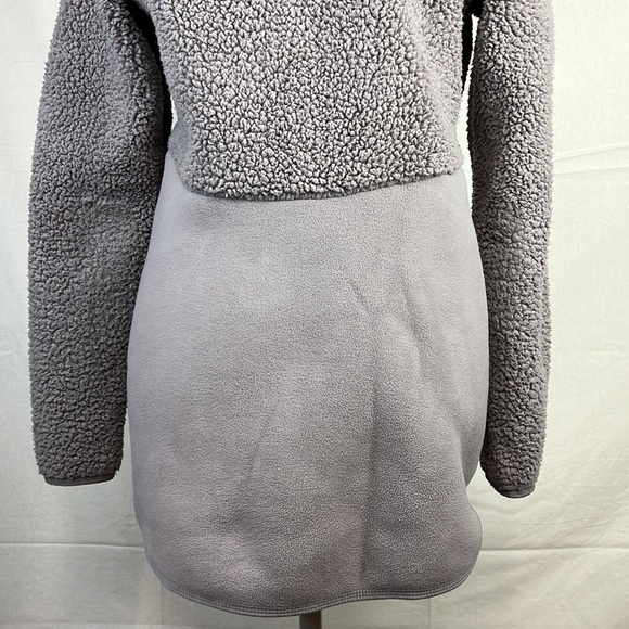 Fila Sport Gray Hooded Fleece Jacket. Zip up. Size S. - Picture 6 of 9